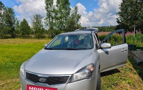 KIA cee'd I рестайлинг, 2011 год, 748 000 рублей, 3 фотография