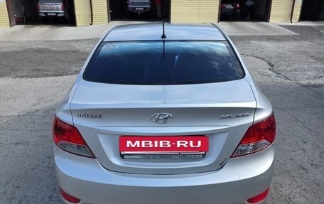 Hyundai Solaris II рестайлинг, 2013 год, 890 000 рублей, 13 фотография
