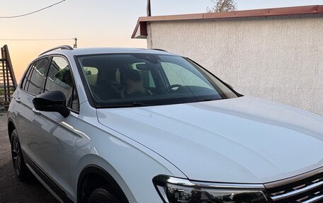 Volkswagen Tiguan II, 2019 год, 2 650 000 рублей, 4 фотография