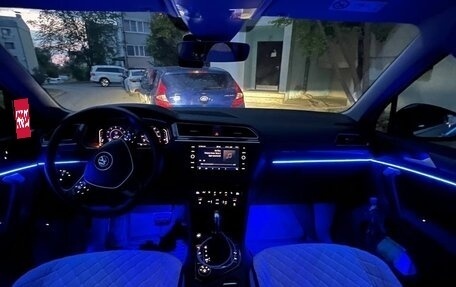 Volkswagen Tiguan II, 2019 год, 2 650 000 рублей, 16 фотография