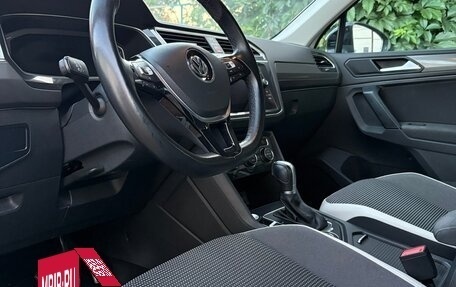 Volkswagen Tiguan II, 2019 год, 2 650 000 рублей, 18 фотография