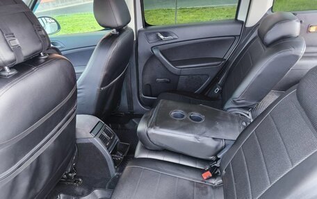 Skoda Yeti I рестайлинг, 2014 год, 1 400 000 рублей, 19 фотография
