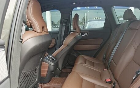 Volvo XC60 II, 2022 год, 2 299 900 рублей, 11 фотография