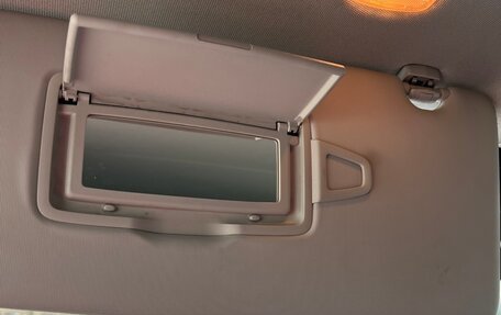 Mercedes-Benz Vito, 2019 год, 3 000 000 рублей, 9 фотография