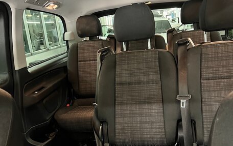 Mercedes-Benz Vito, 2019 год, 3 000 000 рублей, 29 фотография