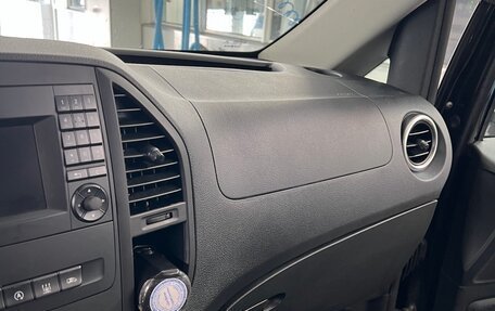 Mercedes-Benz Vito, 2019 год, 3 000 000 рублей, 34 фотография