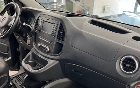 Mercedes-Benz Vito, 2019 год, 3 000 000 рублей, 32 фотография