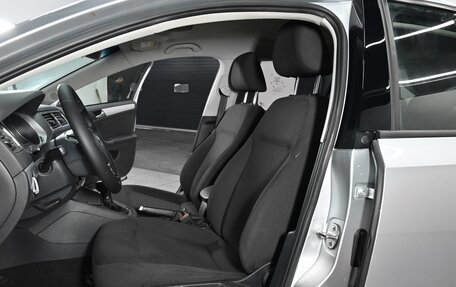 Volkswagen Jetta VI, 2018 год, 1 055 000 рублей, 6 фотография
