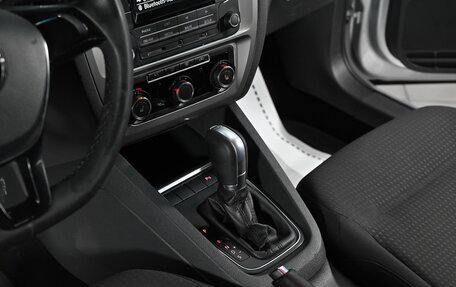 Volkswagen Jetta VI, 2018 год, 1 055 000 рублей, 10 фотография