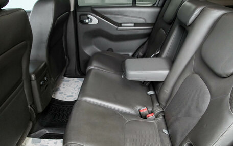 Nissan Pathfinder, 2011 год, 1 499 000 рублей, 30 фотография