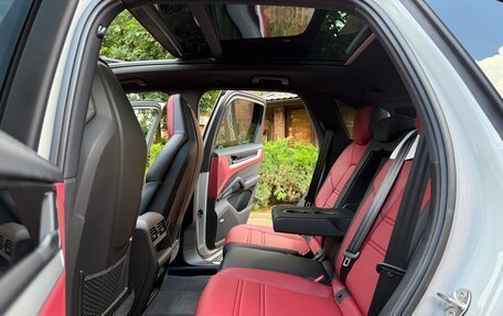 Porsche Cayenne III, 2025 год, 16 000 000 рублей, 19 фотография