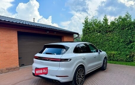 Porsche Cayenne III, 2025 год, 16 000 000 рублей, 10 фотография