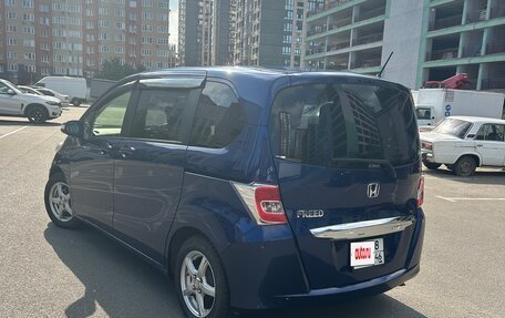 Honda Freed I, 2015 год, 1 330 000 рублей, 7 фотография