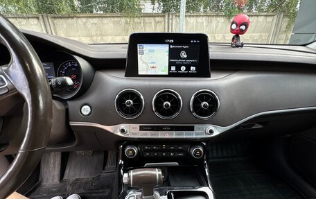 KIA Stinger I, 2018 год, 3 000 000 рублей, 14 фотография
