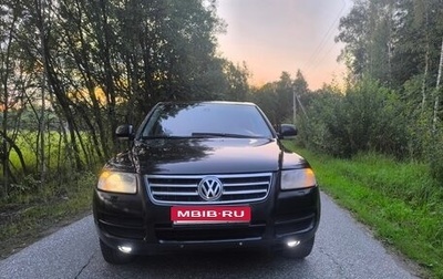 Volkswagen Touareg III, 2004 год, 560 000 рублей, 1 фотография