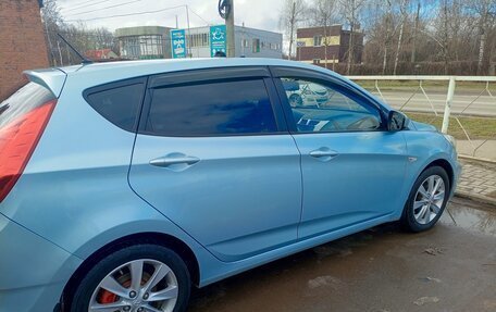 Hyundai Solaris II рестайлинг, 2013 год, 1 100 000 рублей, 9 фотография