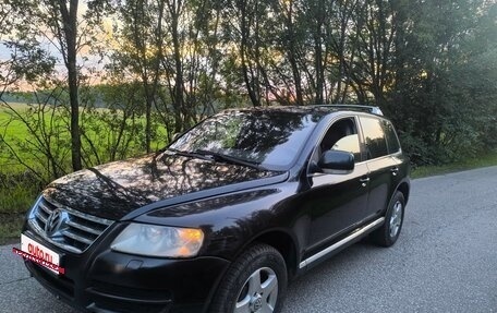 Volkswagen Touareg III, 2004 год, 560 000 рублей, 3 фотография