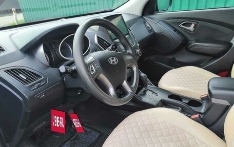Hyundai ix35 I рестайлинг, 2013 год, 1 240 000 рублей, 10 фотография