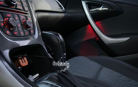 Opel Astra J, 2013 год, 990 000 рублей, 9 фотография