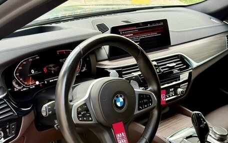 BMW 5 серия, 2020 год, 4 350 000 рублей, 13 фотография