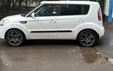 KIA Soul I рестайлинг, 2011 год, 700 000 рублей, 11 фотография