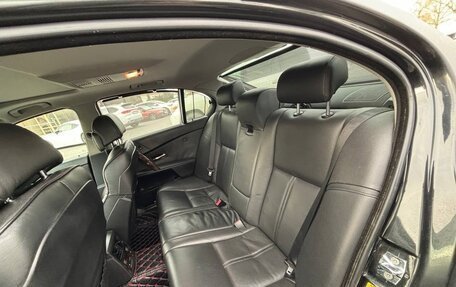BMW 5 серия, 2006 год, 1 300 000 рублей, 11 фотография