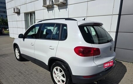 Volkswagen Tiguan I, 2011 год, 825 000 рублей, 1 фотография