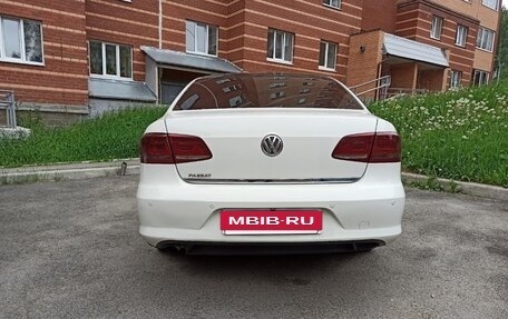 Volkswagen Passat B7, 2011 год, 990 000 рублей, 4 фотография
