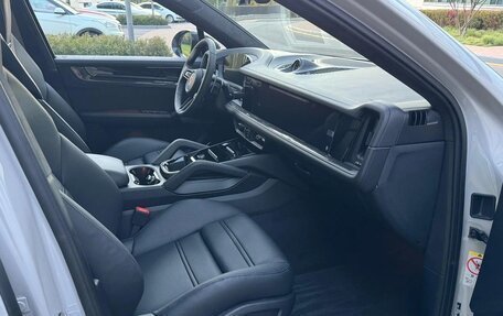 Porsche Cayenne III, 2024 год, 20 580 000 рублей, 9 фотография