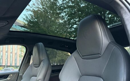 Porsche Cayenne III, 2024 год, 20 580 000 рублей, 26 фотография