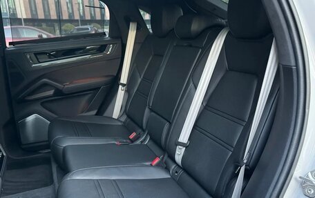 Porsche Cayenne III, 2024 год, 20 580 000 рублей, 28 фотография