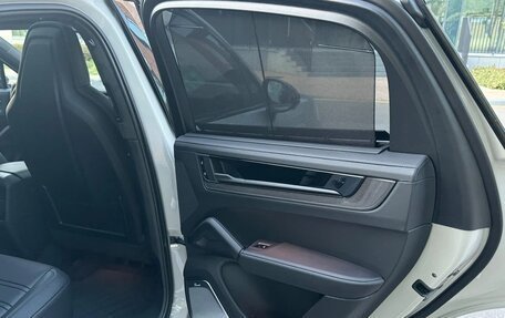 Porsche Cayenne III, 2024 год, 20 580 000 рублей, 30 фотография