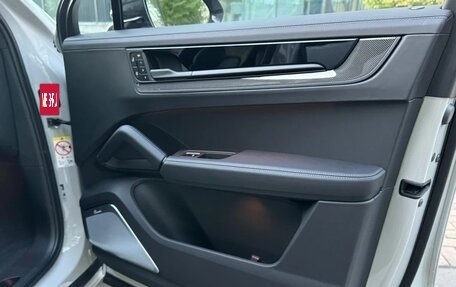 Porsche Cayenne III, 2024 год, 20 580 000 рублей, 22 фотография