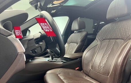 BMW 5 серия, 2019 год, 3 243 000 рублей, 10 фотография