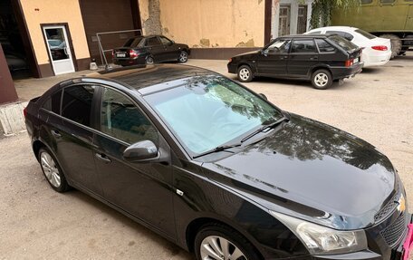 Chevrolet Cruze II, 2010 год, 820 000 рублей, 2 фотография