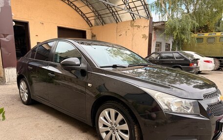 Chevrolet Cruze II, 2010 год, 820 000 рублей, 10 фотография