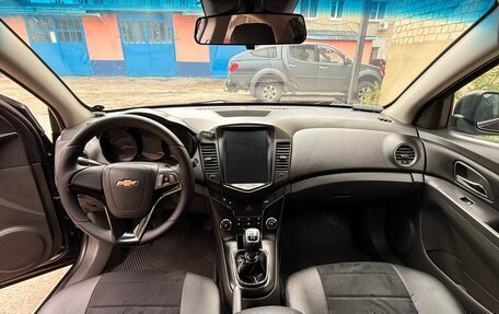 Chevrolet Cruze II, 2010 год, 820 000 рублей, 22 фотография