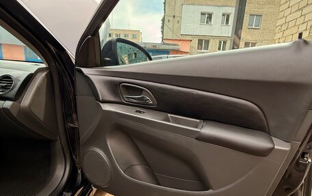 Chevrolet Cruze II, 2010 год, 820 000 рублей, 27 фотография