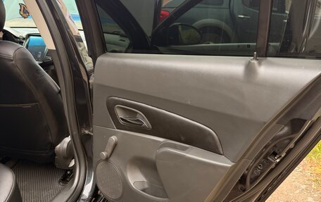 Chevrolet Cruze II, 2010 год, 820 000 рублей, 32 фотография