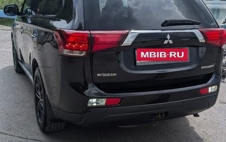 Mitsubishi Outlander III рестайлинг 3, 2012 год, 1 480 000 рублей, 12 фотография