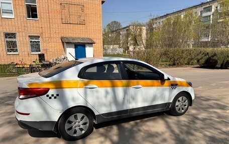 KIA Rio III рестайлинг, 2015 год, 380 000 рублей, 7 фотография