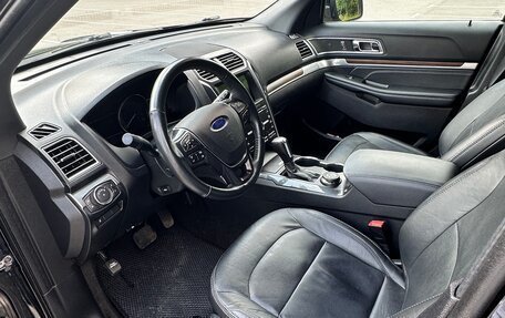Ford Explorer VI, 2017 год, 3 400 000 рублей, 9 фотография