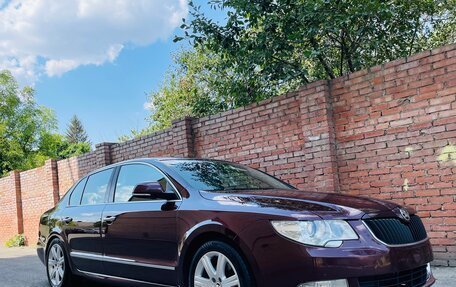 Skoda Superb III рестайлинг, 2012 год, 1 600 000 рублей, 2 фотография