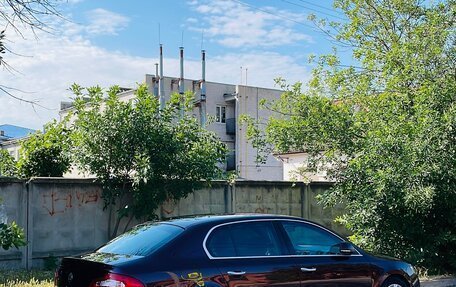 Skoda Superb III рестайлинг, 2012 год, 1 600 000 рублей, 34 фотография