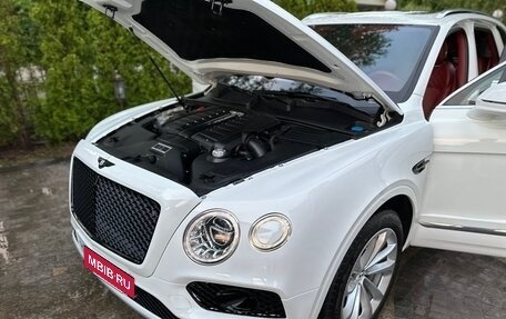 Bentley Bentayga I, 2016 год, 7 800 000 рублей, 7 фотография