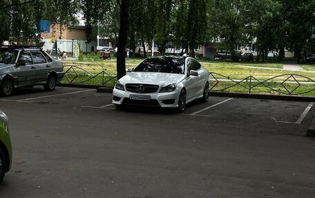 Mercedes-Benz C-Класс, 2012 год, 1 800 000 рублей, 7 фотография
