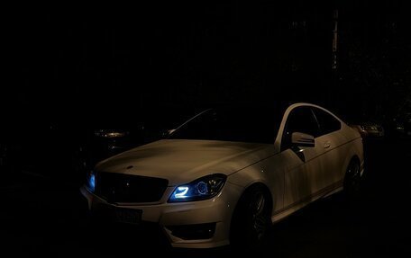 Mercedes-Benz C-Класс, 2012 год, 1 800 000 рублей, 11 фотография