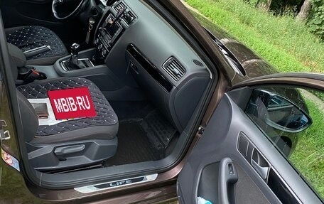 Volkswagen Jetta VI, 2017 год, 1 525 000 рублей, 10 фотография