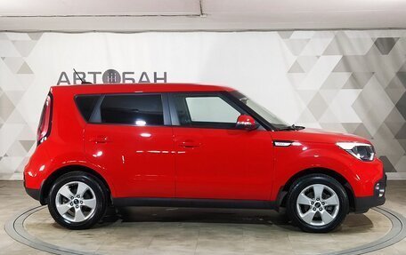 KIA Soul II рестайлинг, 2017 год, 1 349 000 рублей, 6 фотография