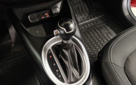 KIA Soul II рестайлинг, 2017 год, 1 349 000 рублей, 24 фотография